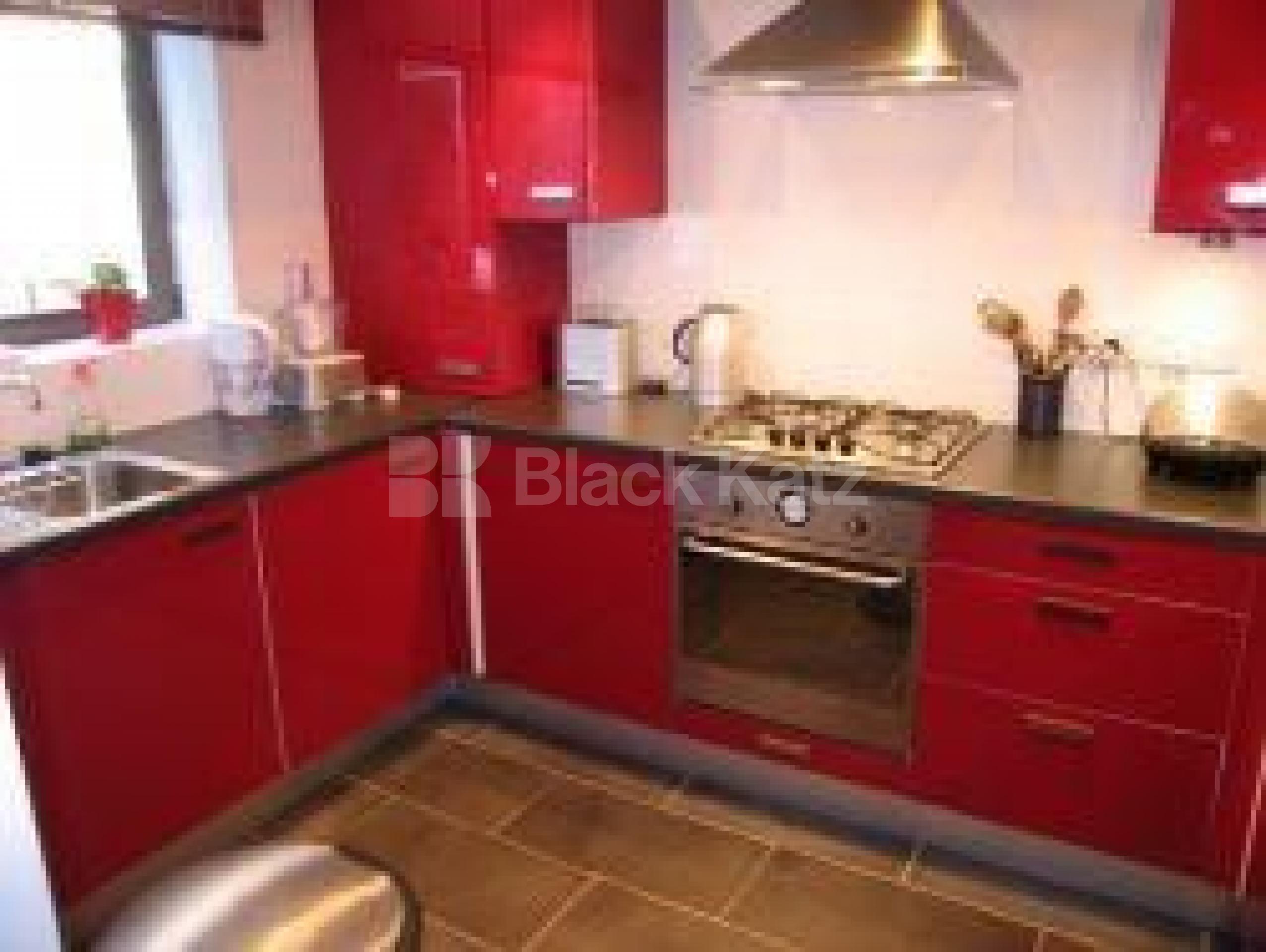 			2 Bedroom, 1 bath, 1 reception Ground Floor Flat			 Elsworthy Road, PRIMROSE HILL NW3 NW3